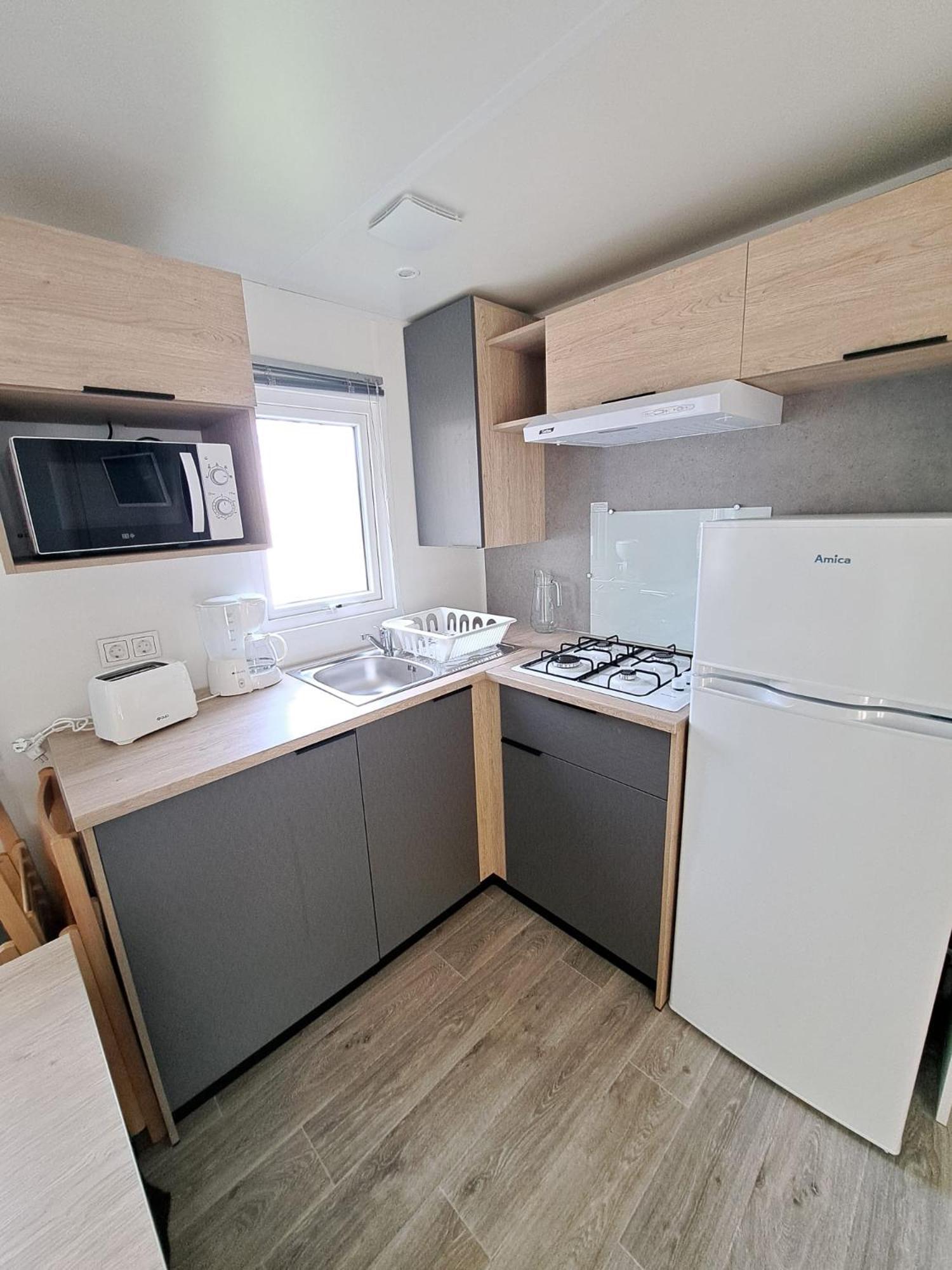 Camping Sainte Mere Eglise Luaran gambar